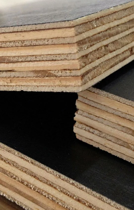 Selección de chapas finas de madera